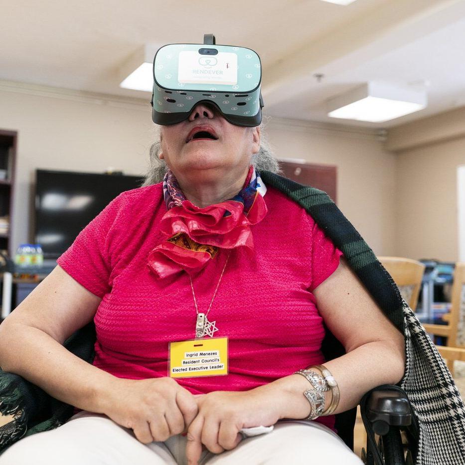 Virtual safari trips, a return to the cockpit: seniors embrace VR in long-term care